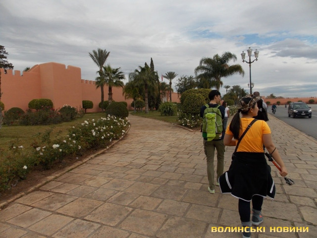 Марракеш, гуляємо з кореянками